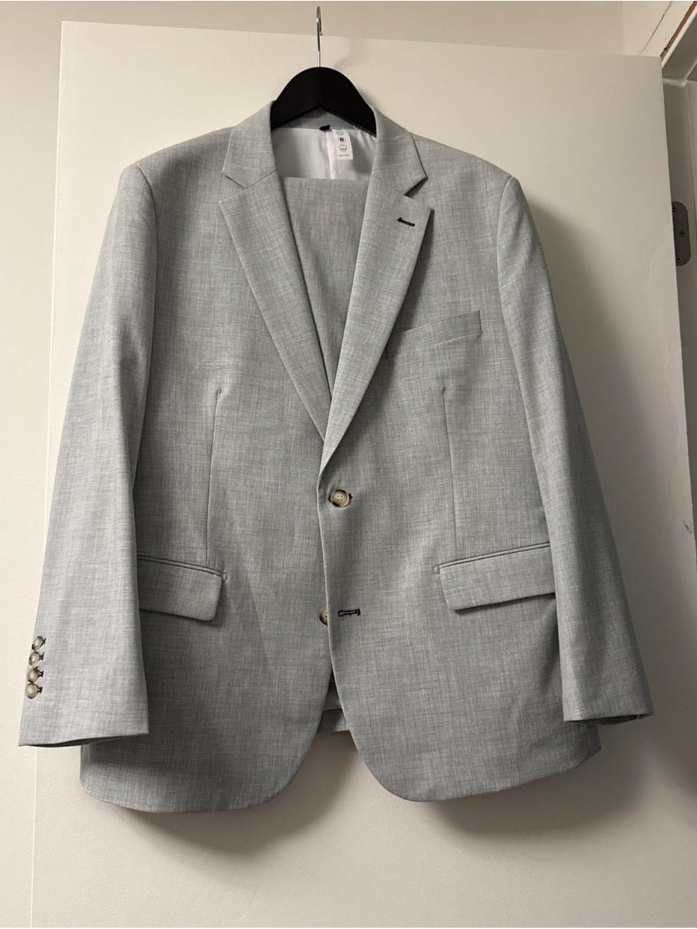 State and Liberty men’s suit